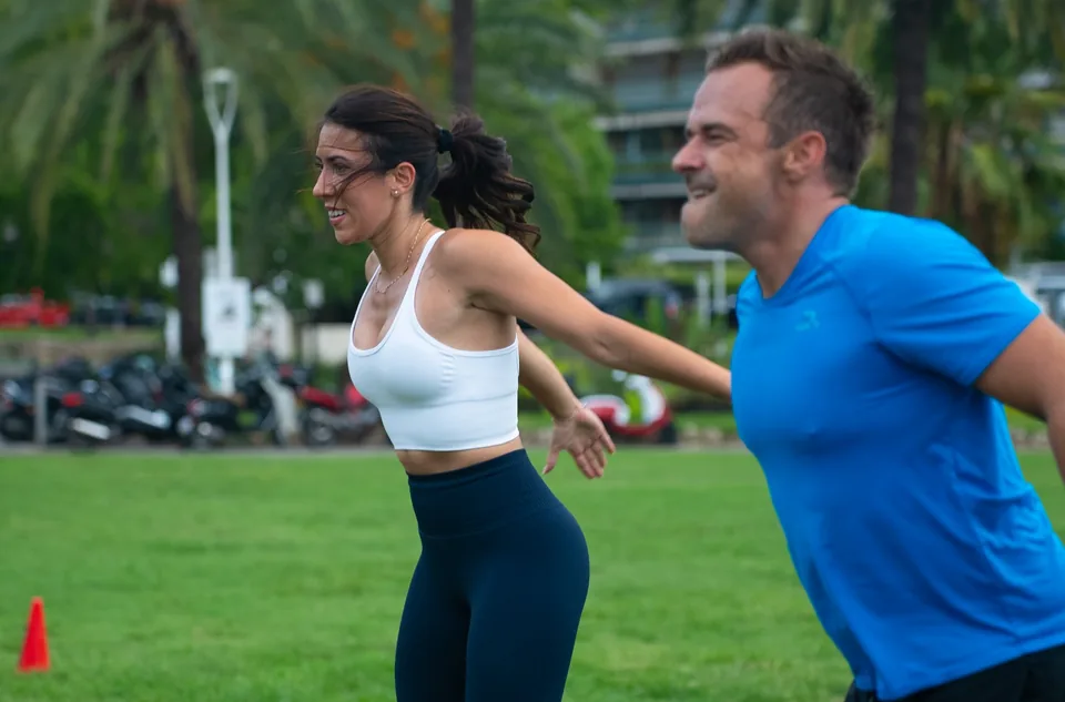 Exercice avec matériel léger, ambiance conviviale